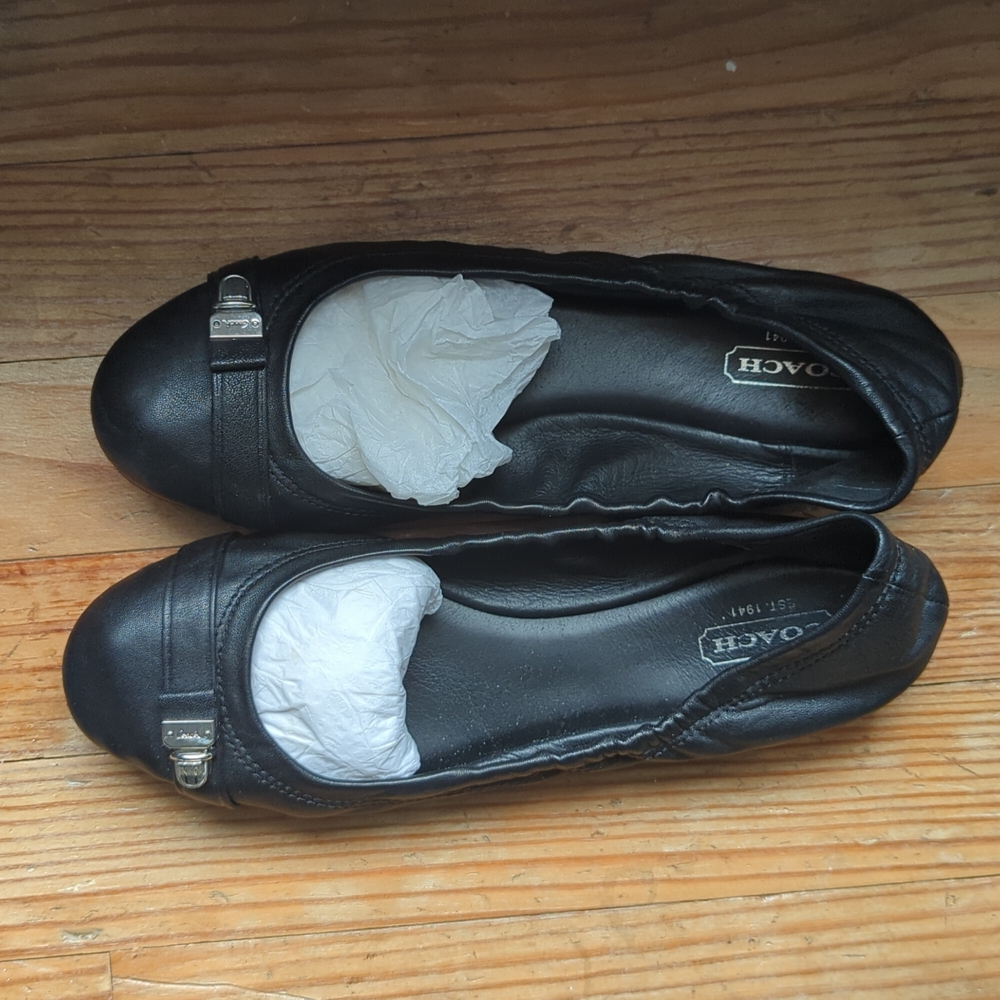 Coach Delphine flats